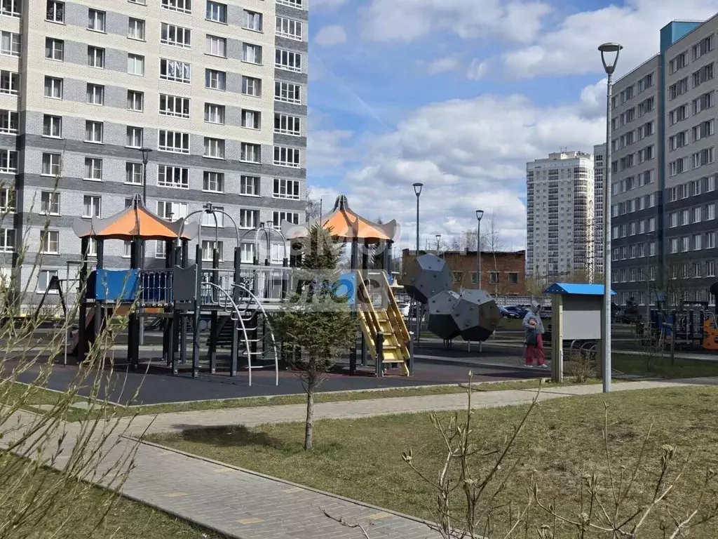 1-к кв. Свердловская область, Екатеринбург ул. Дорожная, 12 (33.1 м) - Фото 1