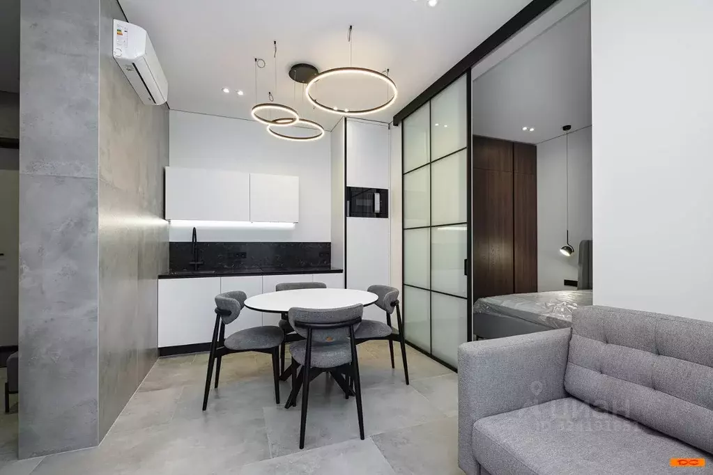 2-к кв. Новосибирская область, Новосибирск ул. Михаила Перевозчикова, ... - Фото 1