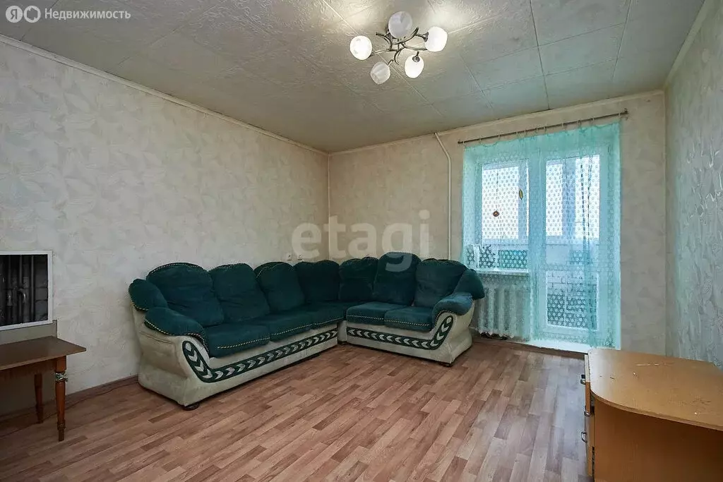 3-комнатная квартира: микрорайон Мелиораторов, улица Голышева, 5 (74 ... - Фото 1