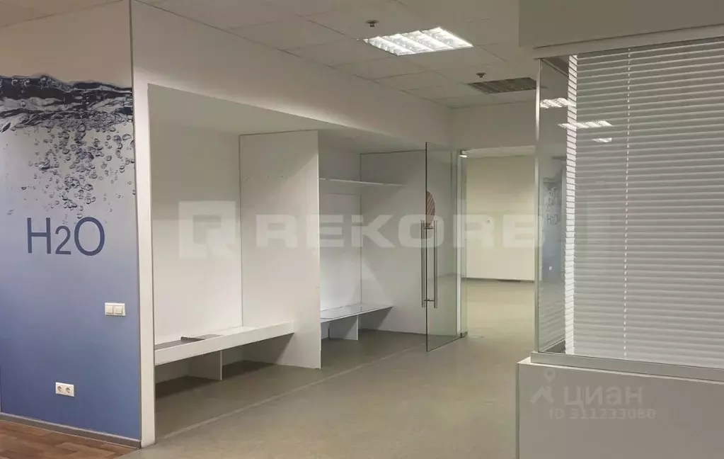 Офис в Санкт-Петербург просп. Большой Васильевского острова, 68 (560 ... - Фото 2