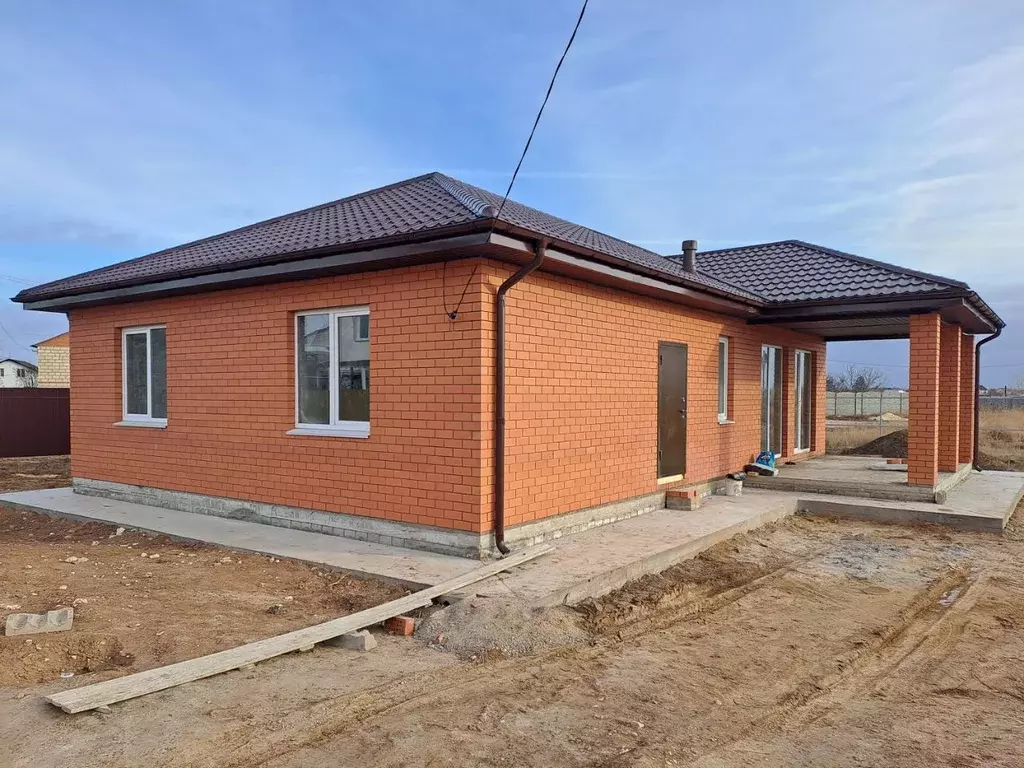 Дом в Волгоградская область, Волжский Трубник СНТ, ул. 1-я (109 м) - Фото 2