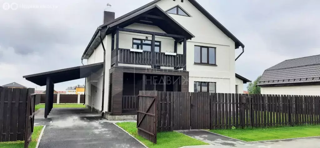 Дом в Тюменский район, деревня Ушакова, Вербовый переулок (220 м) - Фото 1