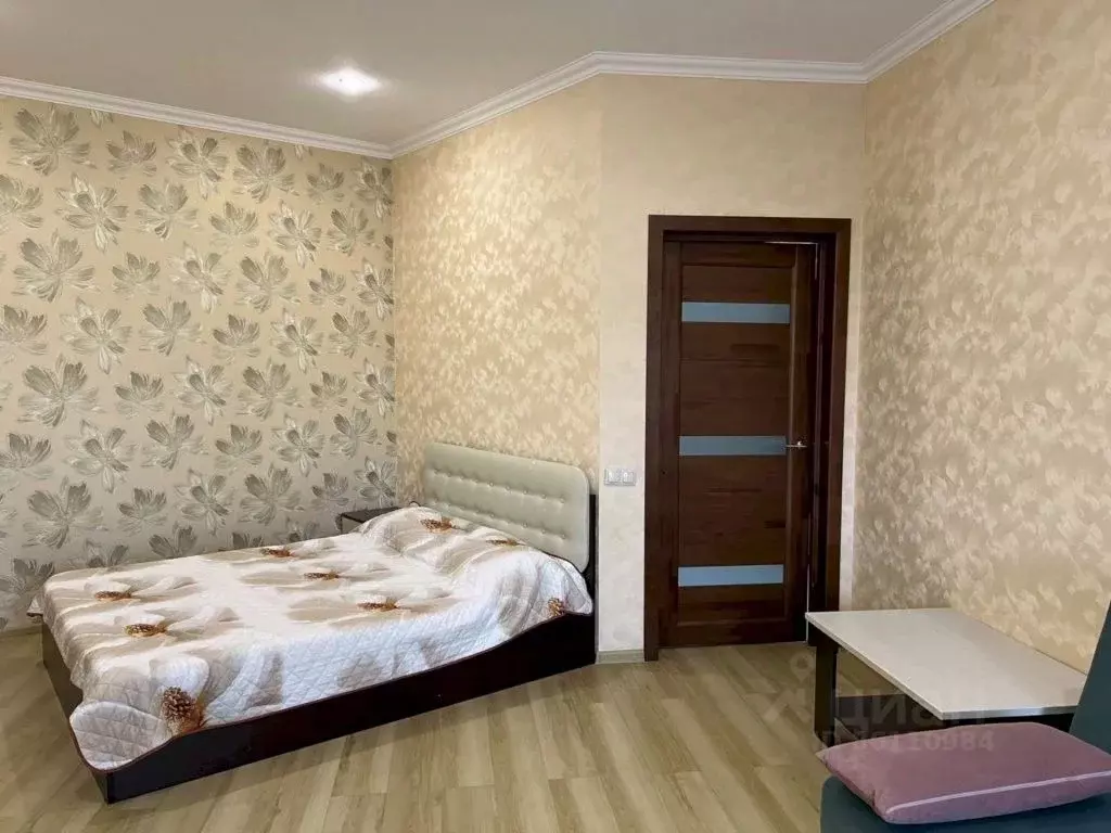 1-к кв. Краснодарский край, Геленджик Приморская ул., 30А (60.0 м) - Фото 1