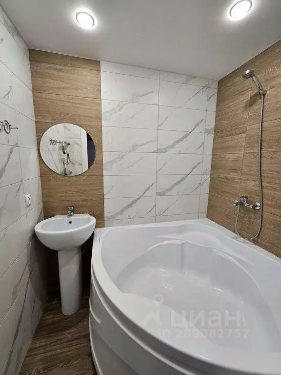 2-к кв. Татарстан, Казань ул. Рихарда Зорге, 75 (70.0 м) - Фото 2