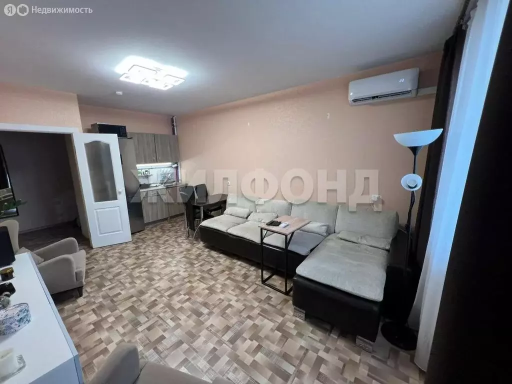 2-комнатная квартира: Новосибирск, улица Петухова, 156 (61 м) - Фото 0