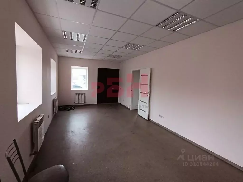 Офис в Тюменская область, Тюмень Энтузиастов мкр,  (200 м) - Фото 2