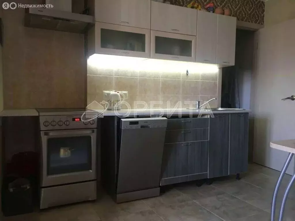 Квартира-студия: Тюмень, улица Пермякова, 79 (32.1 м) - Фото 2