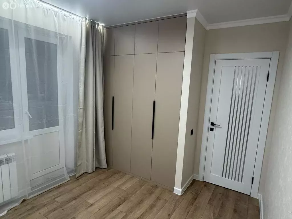 3-комнатная квартира: Ростов-на-Дону, микрорайон Северный, улица ... - Фото 1