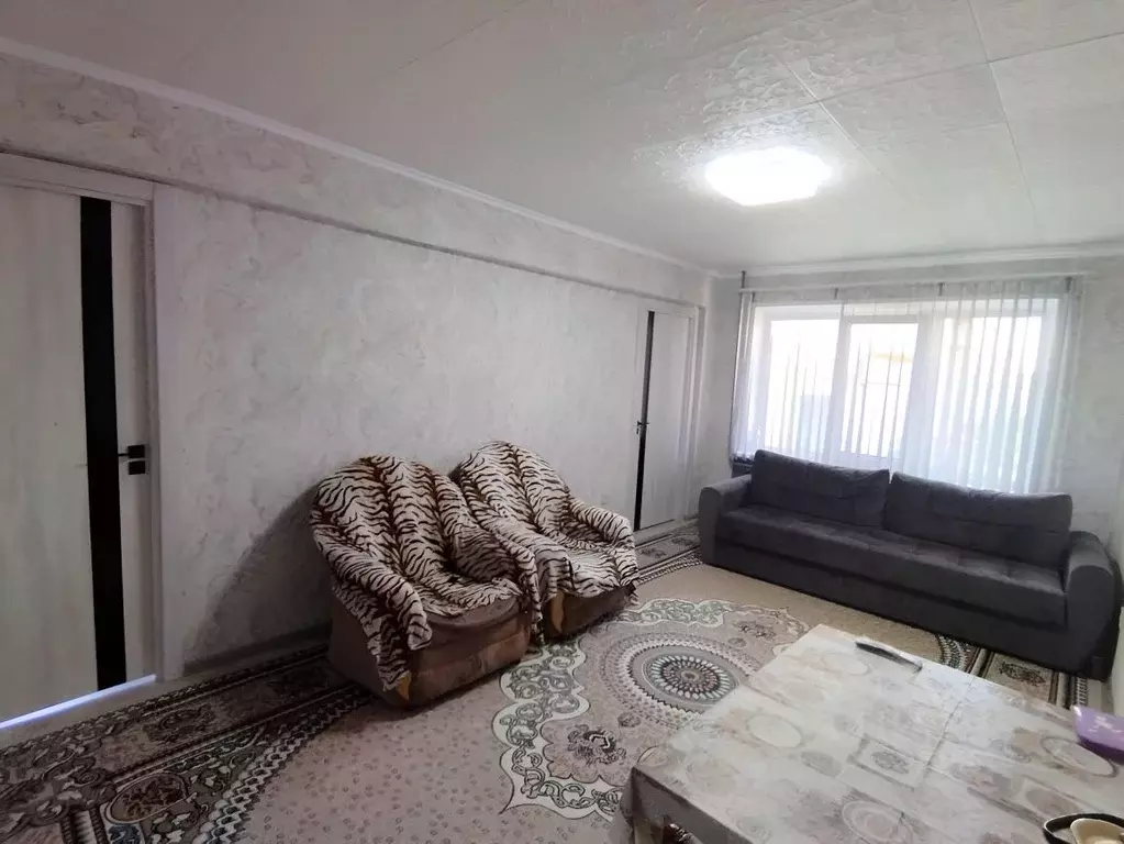 3-к кв. Удмуртия, Ижевск ул. Степана Разина, 50 (50.0 м) - Фото 1