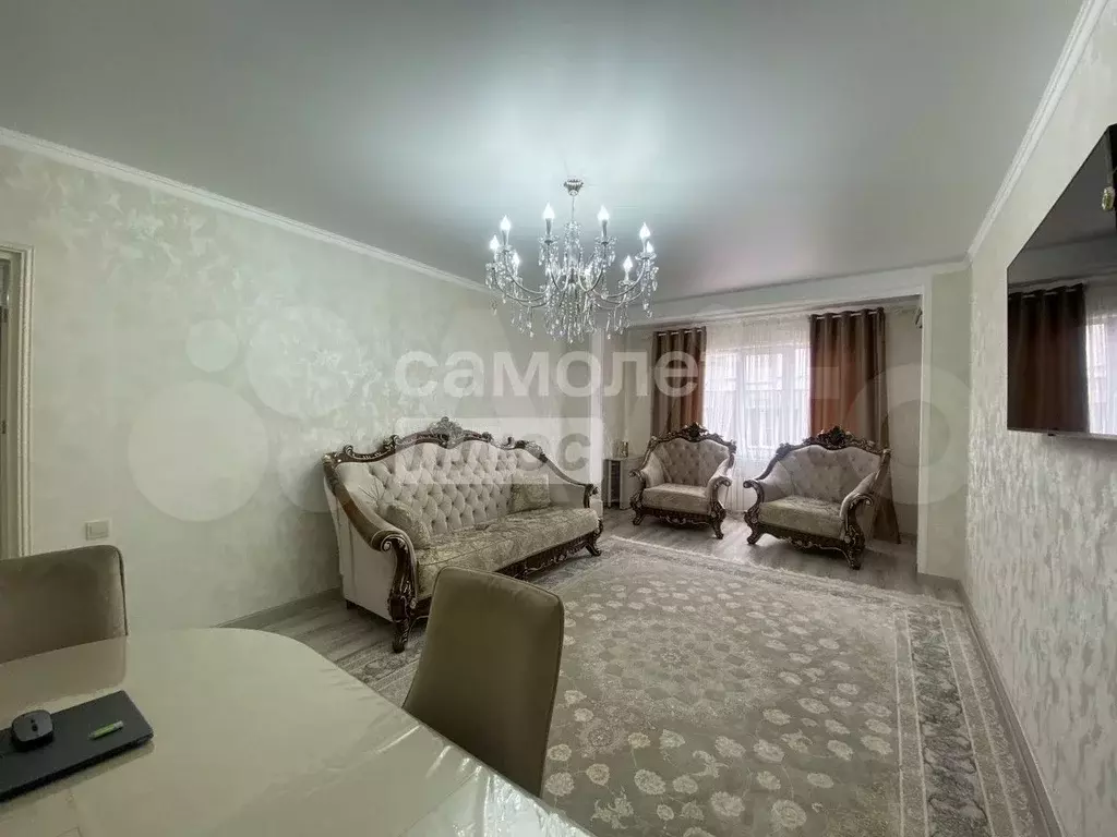 2-к. квартира, 72 м, 4/4 эт. - Фото 1