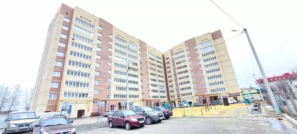 2-к кв. Марий Эл, Йошкар-Ола ул. Дружбы, 111 (82.29 м) - Фото 0