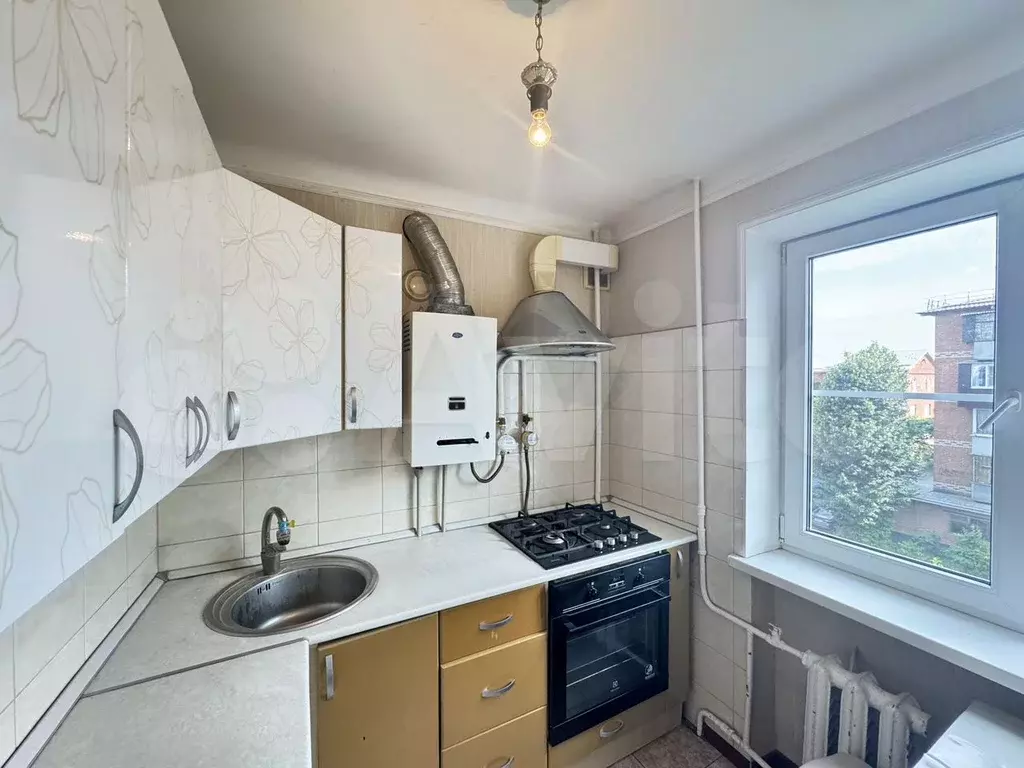 3-к. квартира, 56 м, 4/5 эт. - Фото 0
