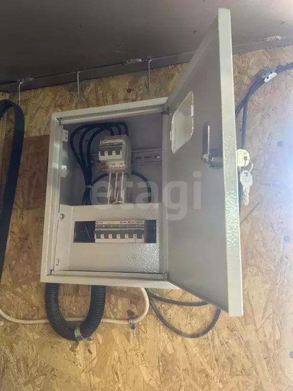 Гараж в Амурская область, Благовещенский район, с. Чигири, Тепличный ... - Фото 1