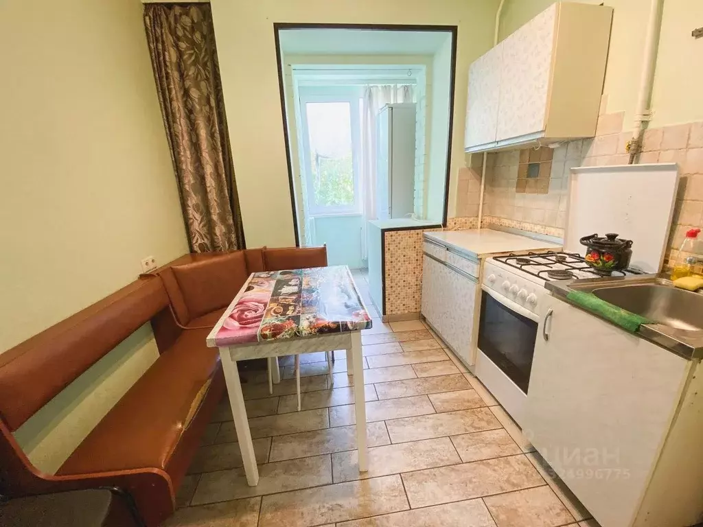 2-к кв. Московская область, Наро-Фоминск ул. Найдова-Железова, 1 (65.0 ... - Фото 2