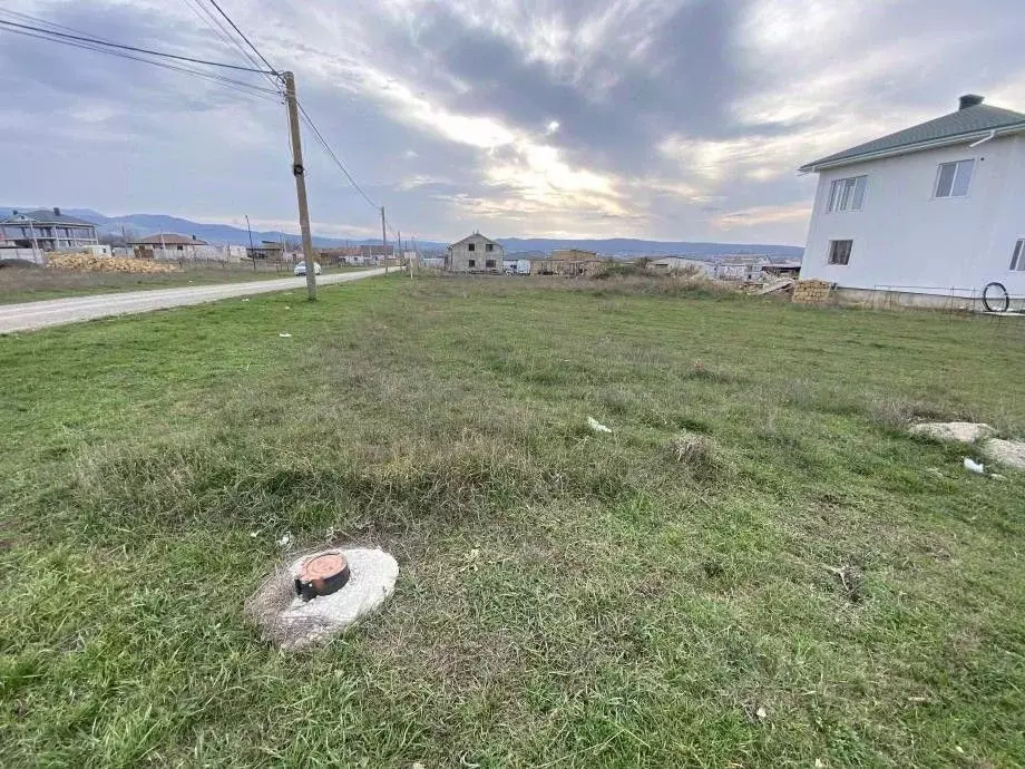 Участок в Крым, Симферопольский район, с. Доброе ул. Салгыр-бою, 7 ... - Фото 2