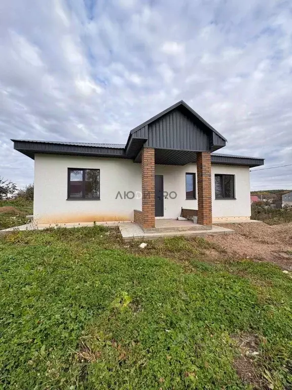 Дом в Башкортостан, Иглинский район, Калтымановский сельсовет, с. ... - Фото 1