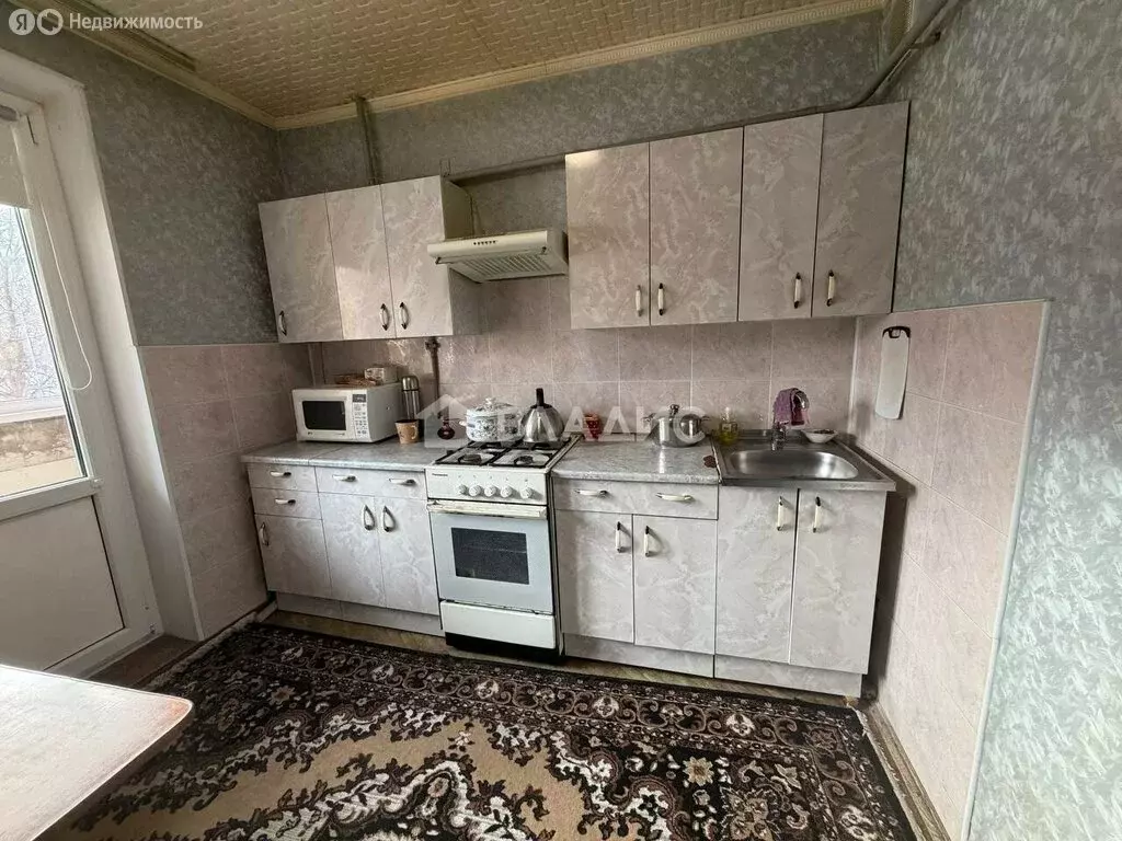 3-комнатная квартира: посёлок Майский, Зелёная улица, 4 (63.5 м) - Фото 2