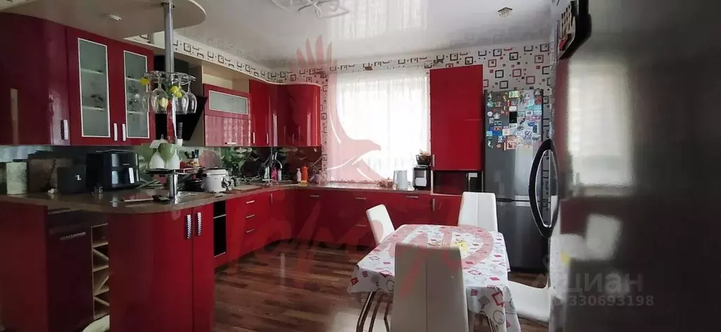Дом в Орловская область, Орел Весенняя ул. (200 м) - Фото 1
