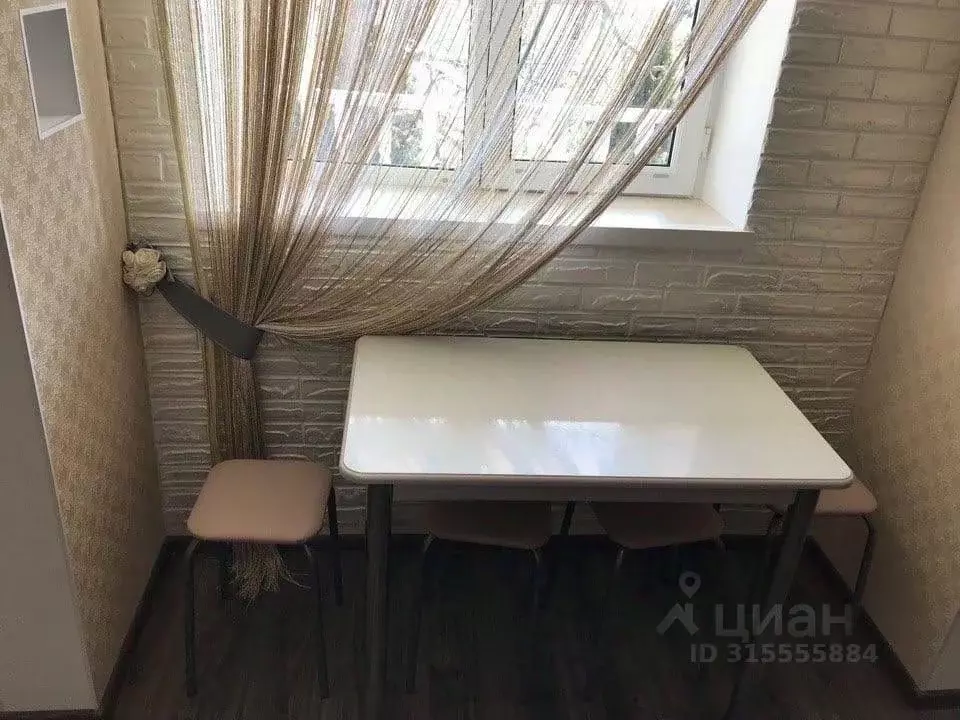 Комната Крым, Алупка ул. Калинина (35.0 м) - Фото 1