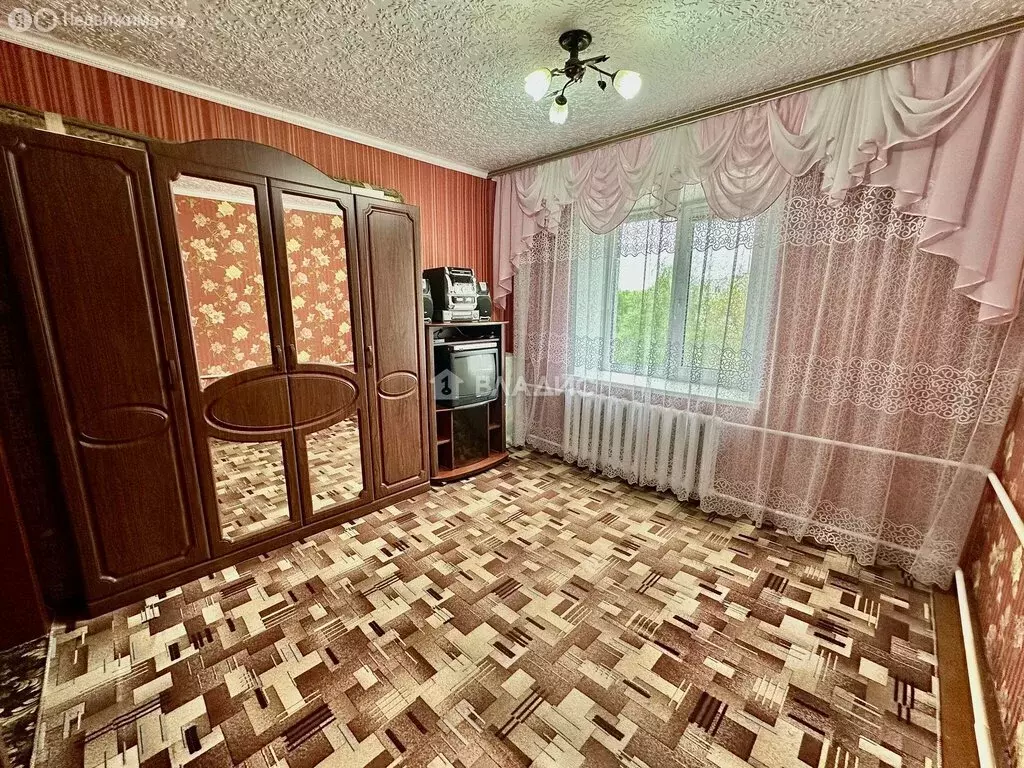 2-комнатная квартира: Нижний Ломов, улица Розы Люксембург, 22 (50 м) - Фото 1