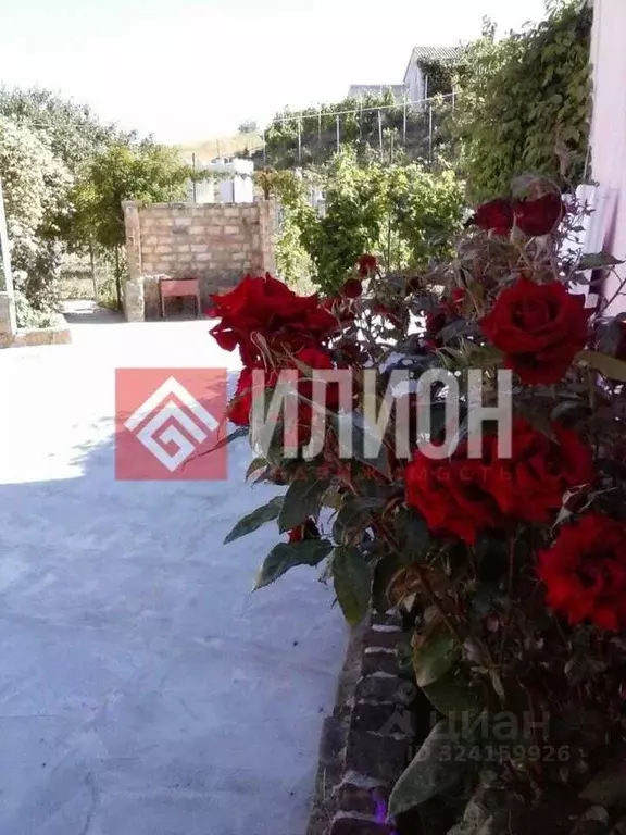 Дом в Крым, Судак муниципальный округ, с. Солнечная Долина ул. ... - Фото 2