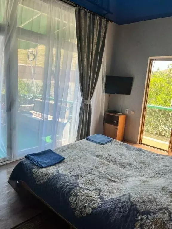 Дом в Крым, Феодосия муниципальный округ, Курортное пгт ул. Курортная, ... - Фото 1