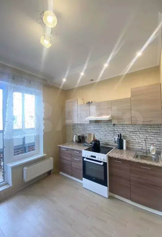 1-к. квартира, 33 м, 6/9 эт. - Фото 0