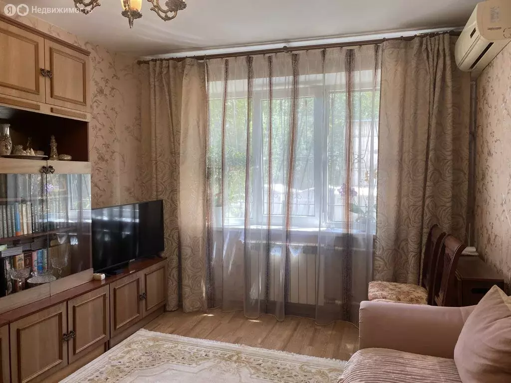 2-комнатная квартира: Волгоград, улица Рихарда Зорге, 42 (52 м) - Фото 1