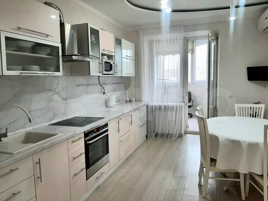 2-к. квартира, 80 м, 9/14 эт. - Фото 0