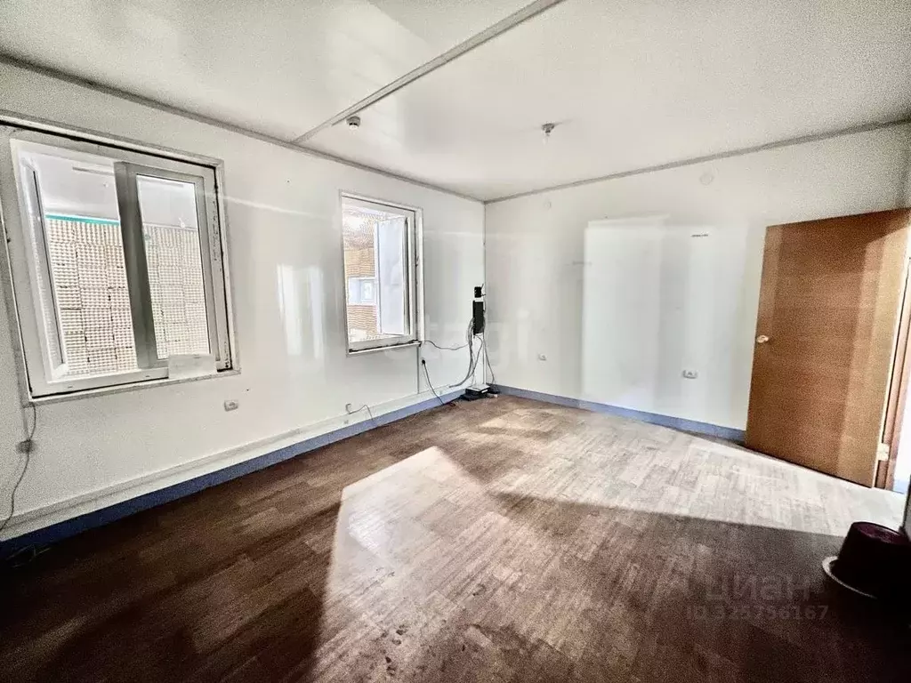 Офис в Ростовская область, Таганрог Петровская ул., 25 (71 м) - Фото 1