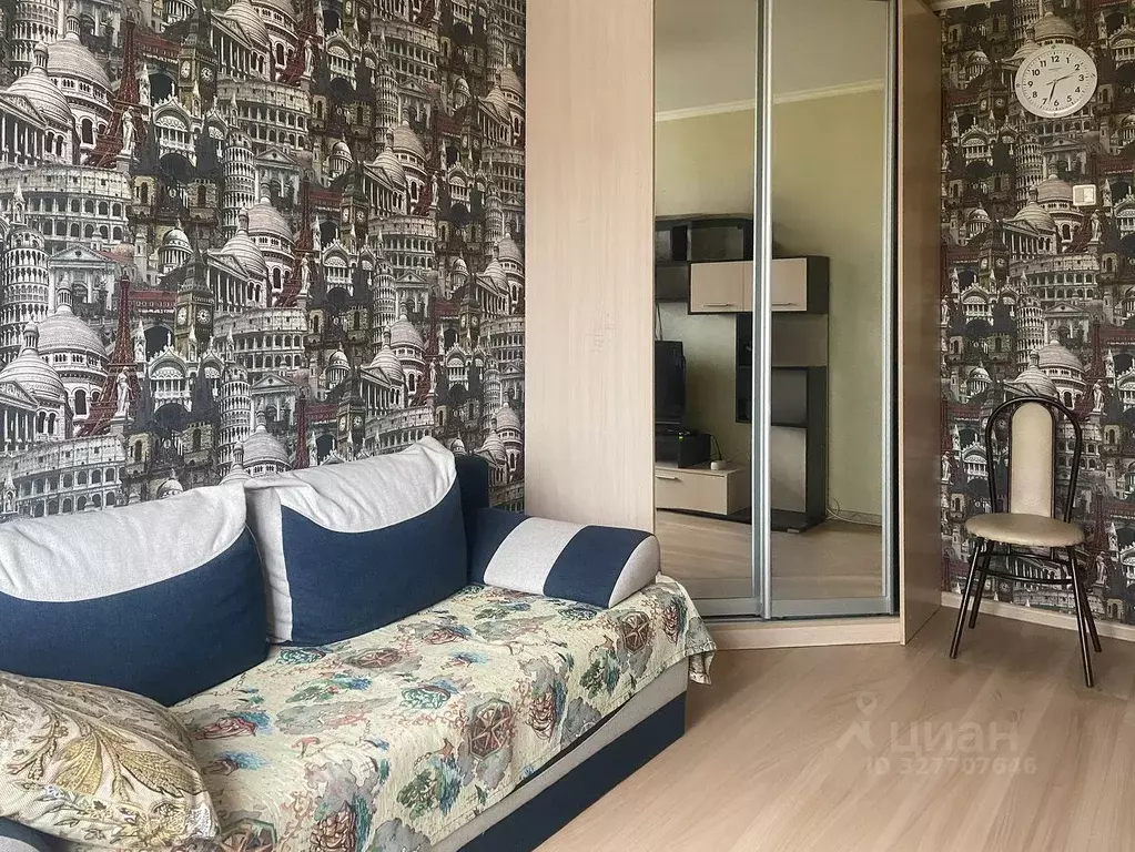 2-к кв. Московская область, Клин городской округ, пос. Нарынка ул. ... - Фото 1