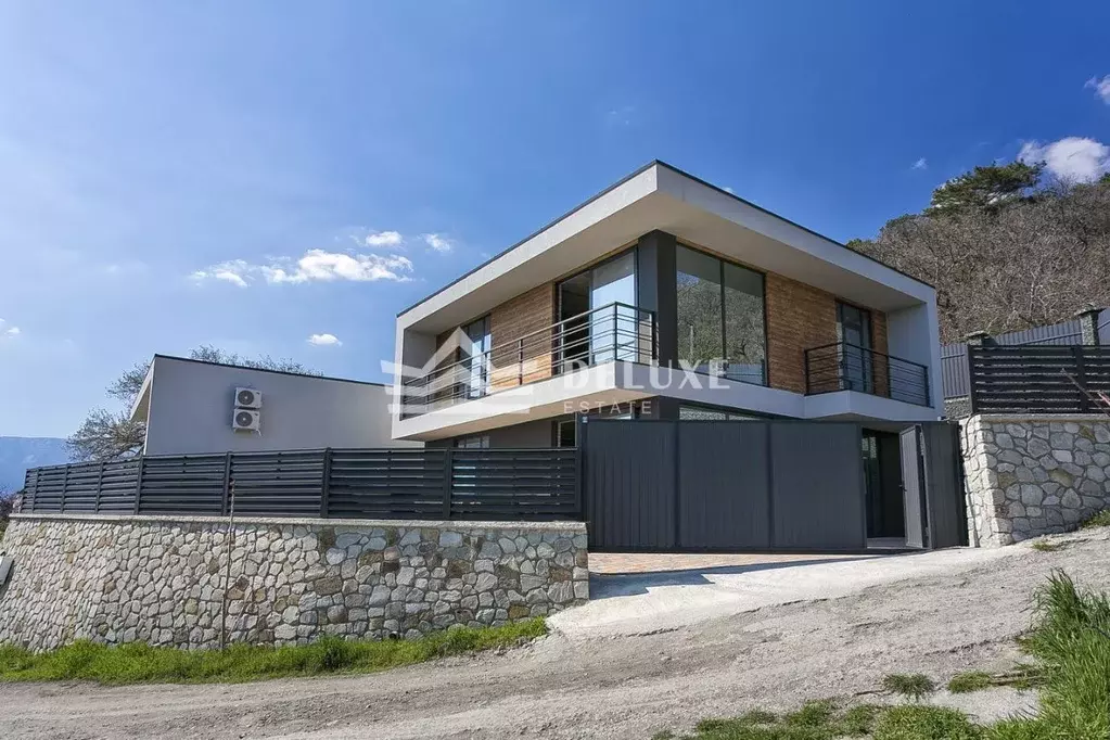 Дом в Крым, Ялта муниципальный округ, Отрадное пгт ш. Дражинского, 12 ... - Фото 1