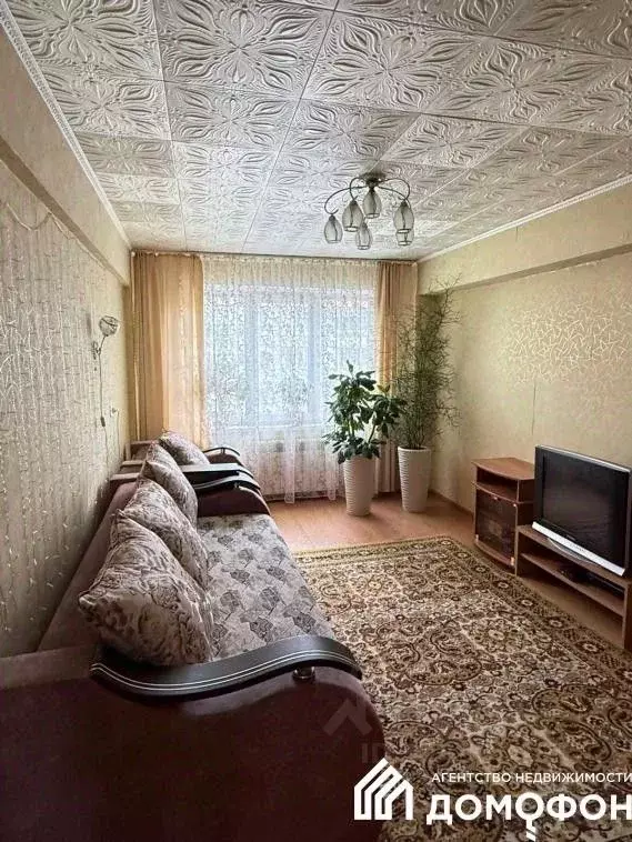 3-к кв. Омская область, Омск Заозерная ул., 36/4 (69.6 м) - Фото 1