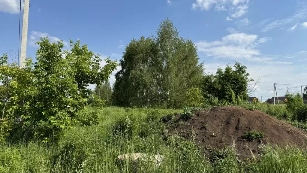 Участок в Башкортостан, Иглинский сельсовет, с. Иглино ул. Ивановская, ... - Фото 1