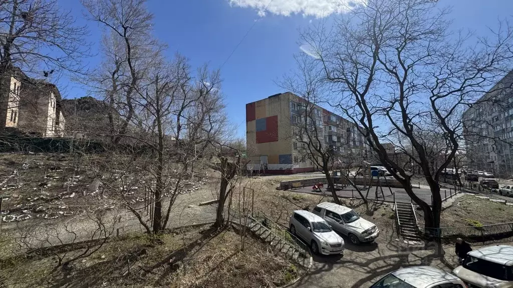 2-к кв. Приморский край, Владивосток ул. Зои Космодемьянской, 27 (49.1 ... - Фото 2