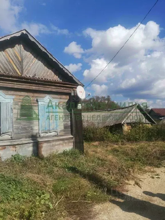 Дом в Саратовская область, Татищевский район, Идолгское муниципальное ... - Фото 1