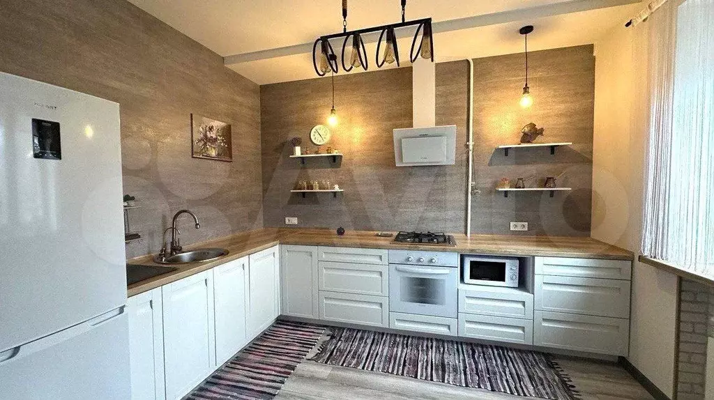 3-к. квартира, 70 м, 6/15 эт. - Фото 0