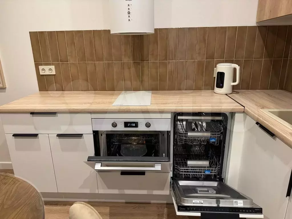 2-к. квартира, 50 м, 24/25 эт. - Фото 1