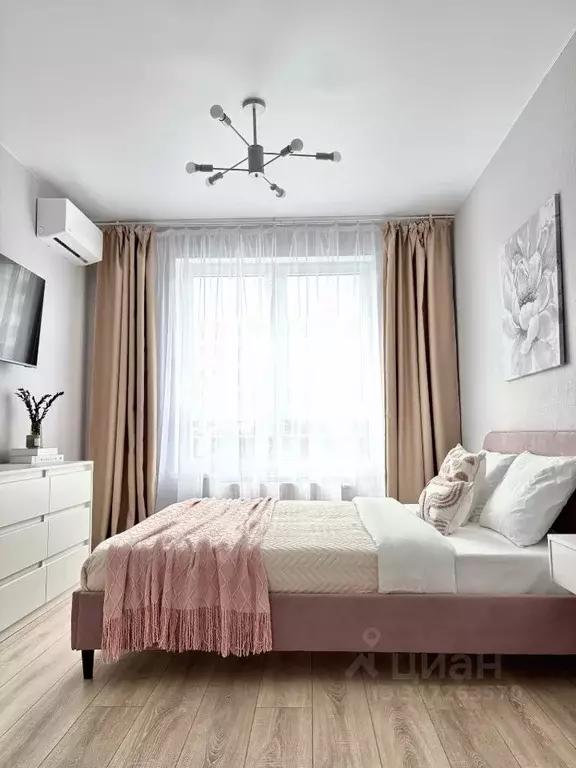 1-к кв. Краснодарский край, Новороссийск ул. Куникова, 47Г (40.0 м) - Фото 0
