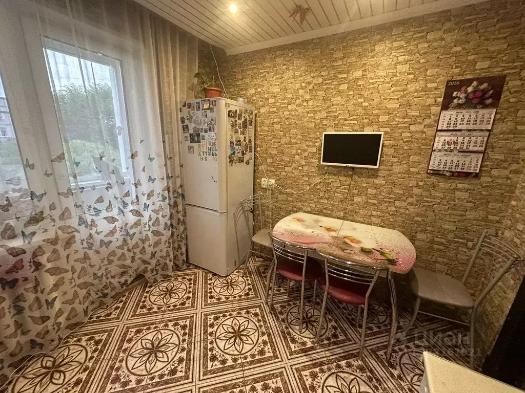 2-к кв. Ленинградская область, Кириши ул. Энергетиков, 18 (52.7 м) - Фото 2
