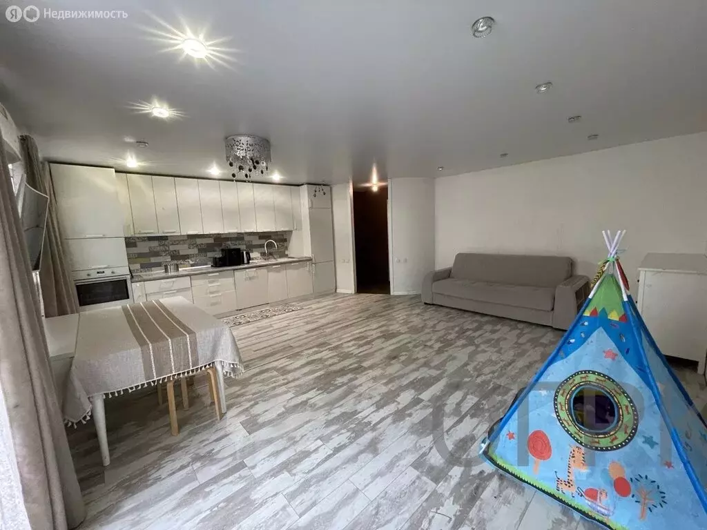 3-комнатная квартира: Уфа, Новомостовая улица, 31 (92 м) - Фото 2