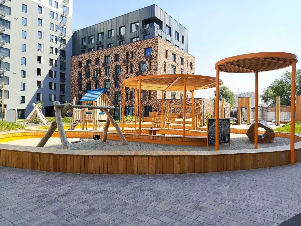 2-к кв. Тюменская область, Тюмень ул. 50 лет Октября, 63Г (63.1 м) - Фото 2