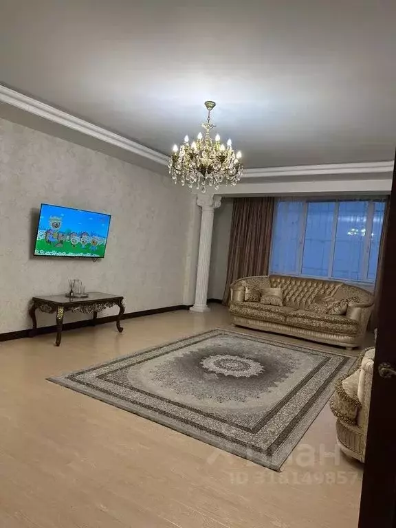 2-к кв. Дагестан, Махачкала ул. Тулпара Мусалаева, 18 (93.0 м) - Фото 0