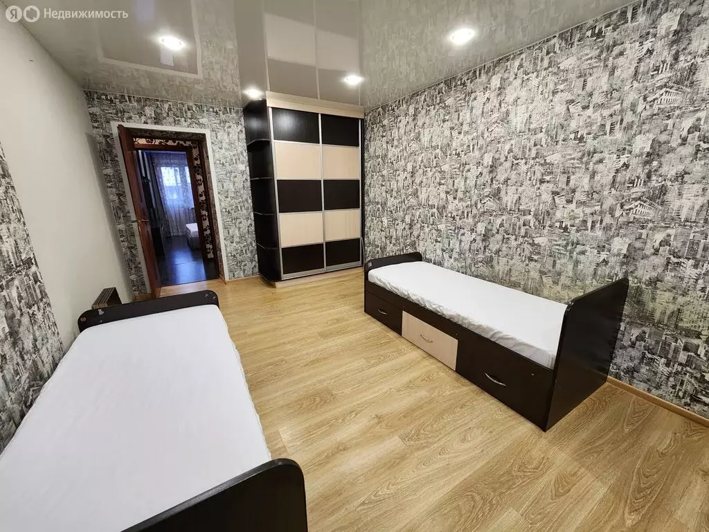 2-комнатная квартира: Великие Луки, улица Ботвина, 11к1 (47.9 м) - Фото 1