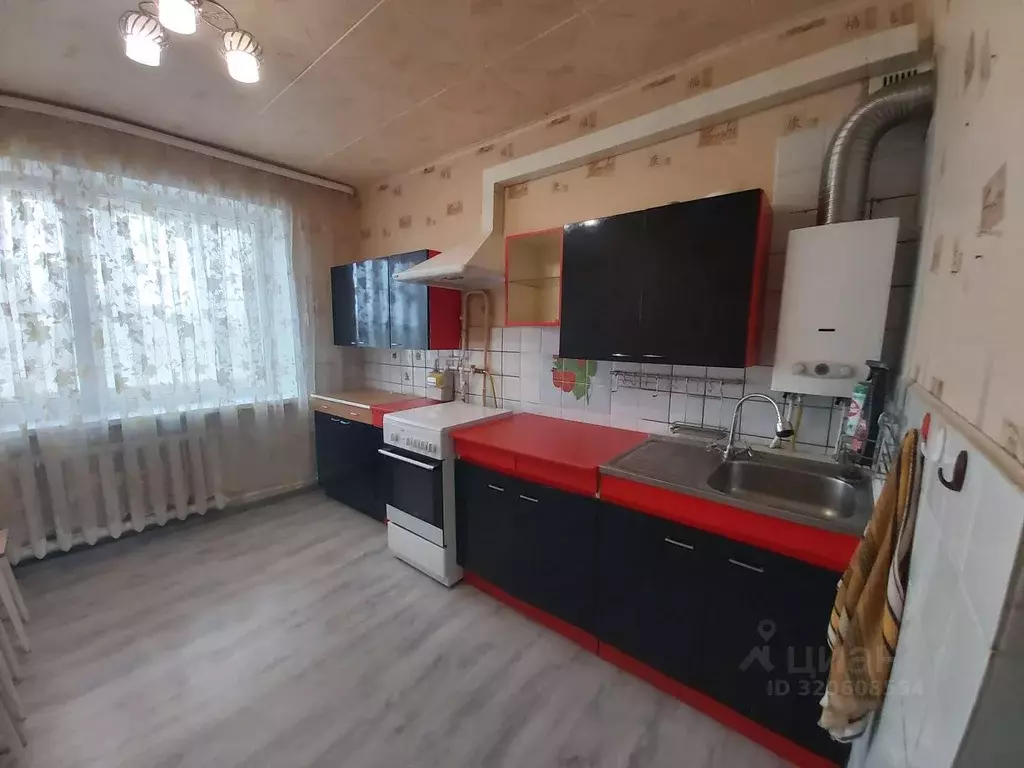 3-к кв. Новгородская область, Шимск рп ул. Коммунальная, 6 (61.0 м) - Фото 1