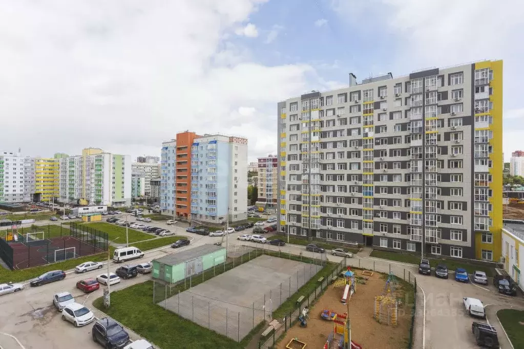 3-к кв. Башкортостан, Уфа ул. Геологов, 53 (80.7 м) - Фото 1