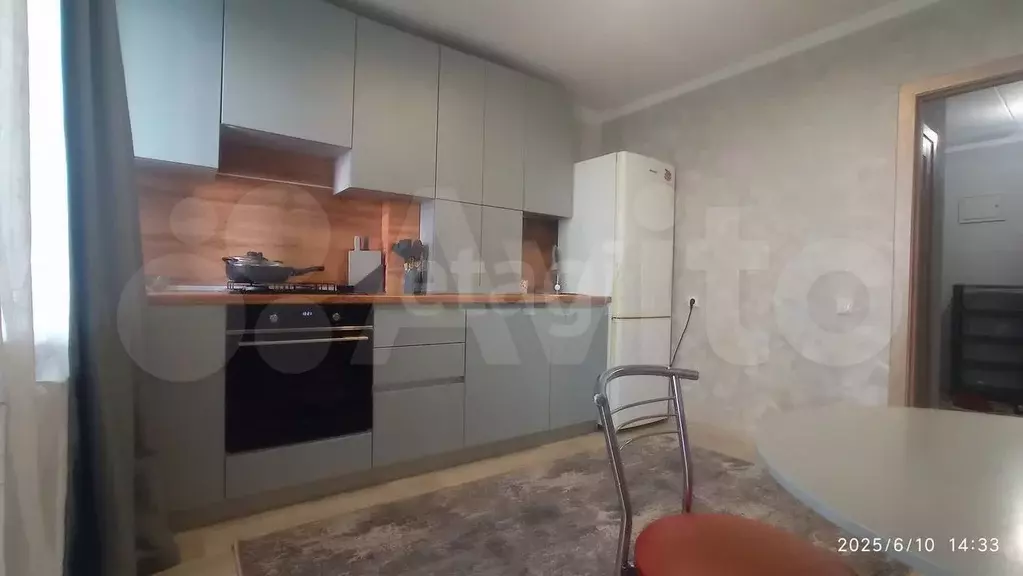2-к. квартира, 79 м, 1/5 эт. - Фото 1