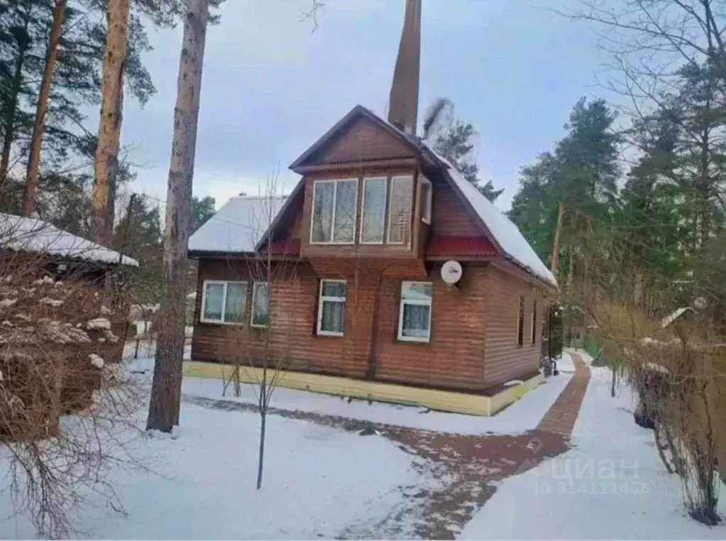 Дом в Ленинградская область, Гатчинский район, Вырица городской ... - Фото 0