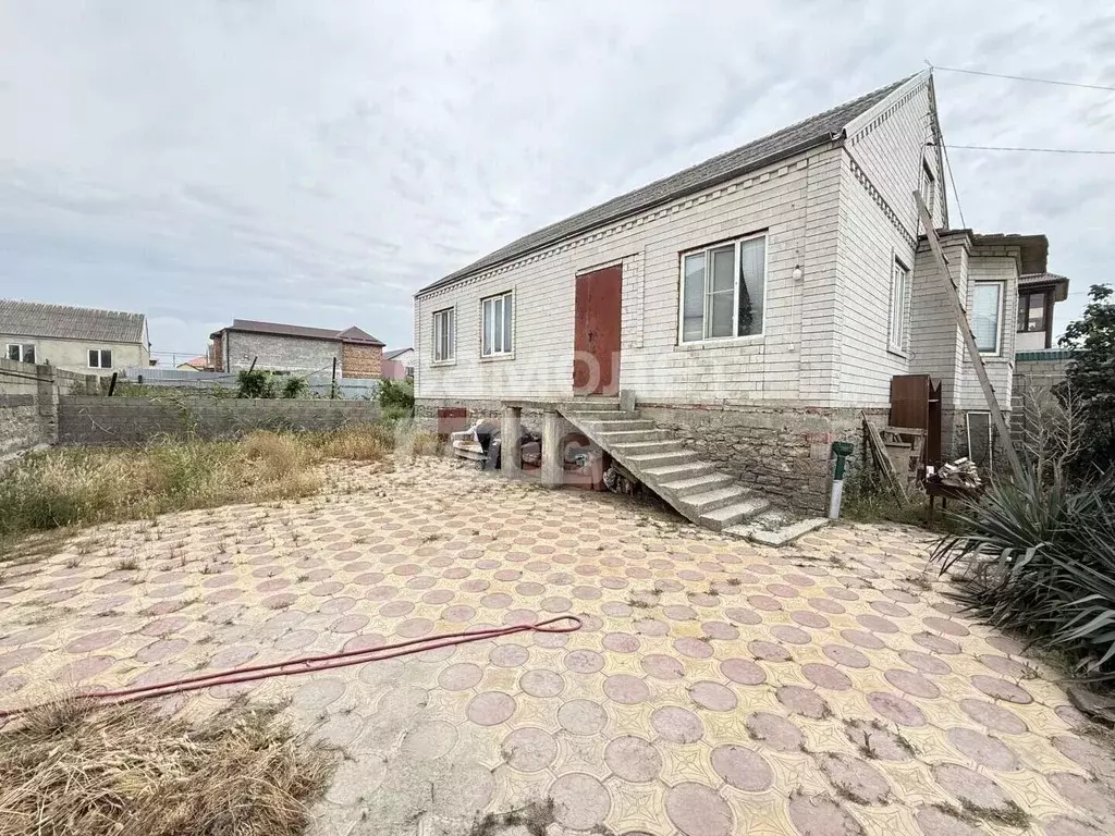 Дом в Дагестан, Каспийск ул. 6-я Линия, 21 (104 м) - Фото 1