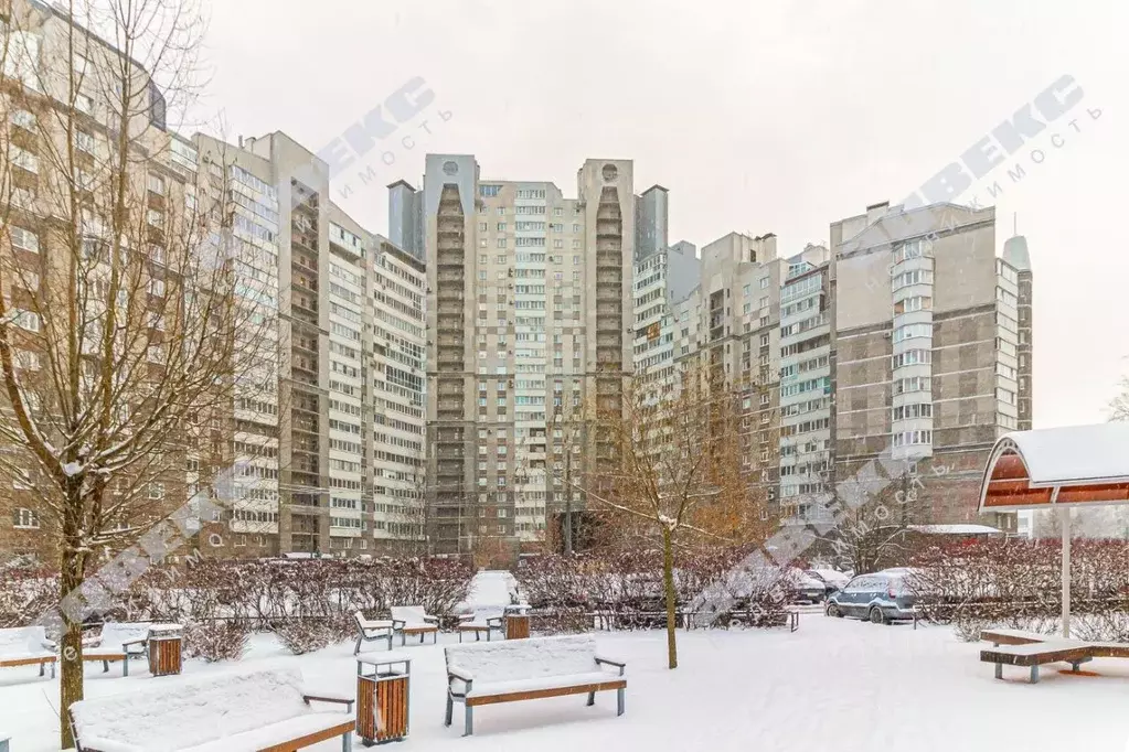 3-к кв. Санкт-Петербург Коломяжский просп., 26 (90.4 м) - Фото 1